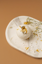 Charger l'image dans la galerie, COCO & MOI - Bombe de Bain Camomille