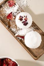 Charger l'image dans la galerie, COCO & MOI - Bombe de Bain Rose & Ylang Ylang